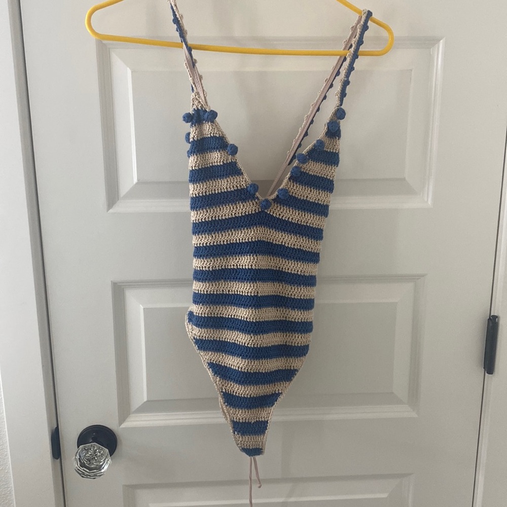 One-Piece suit